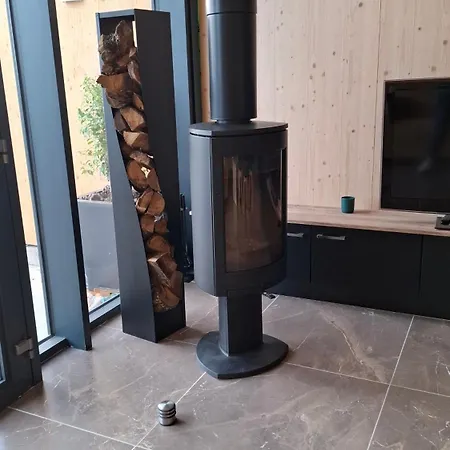Moderne Entre Evasion Design Et Nature * Ruynes-en-Margeride